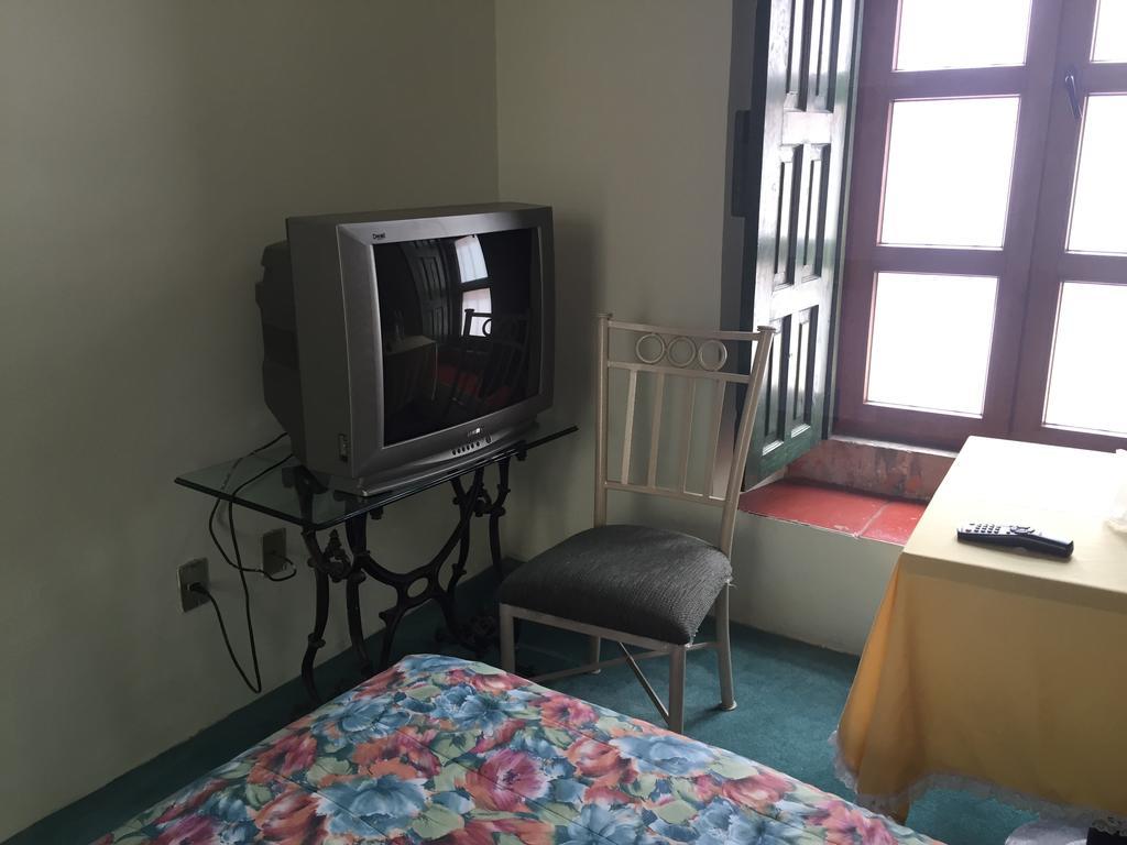 Hotel Del Vasco Zacatecas Room photo